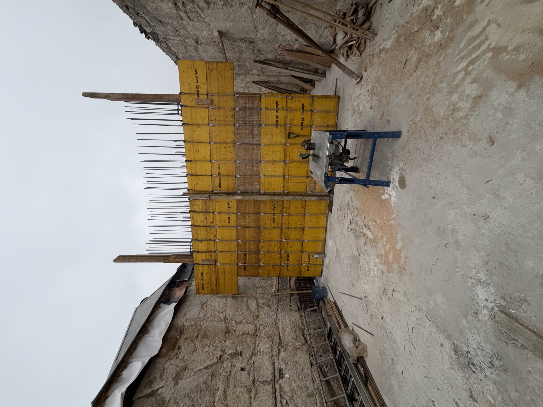 Structural rehabilitation works at the Poço das Patas building